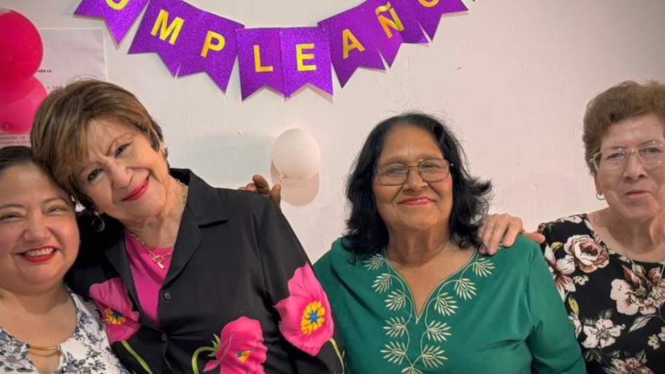 Gobierno de Sonora festeja a personas adultas mayores en CEDAM Hermosillo